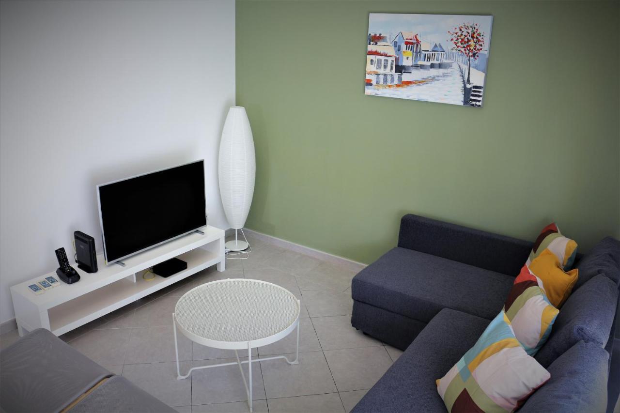 Lovely Apartment In Carvoeiro By The Beach Exterior photo