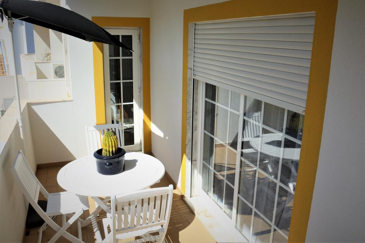 Lovely Apartment In Carvoeiro By The Beach Exterior photo