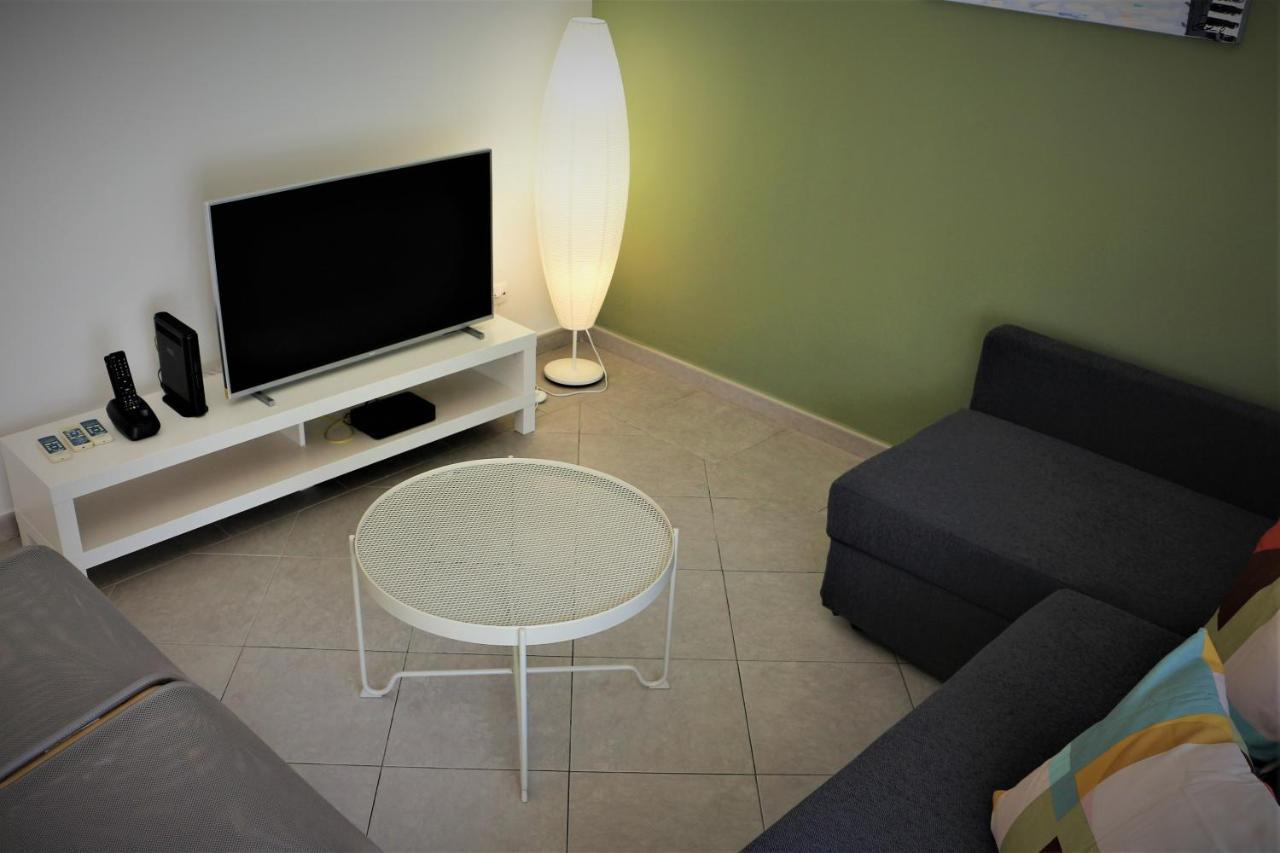 Lovely Apartment In Carvoeiro By The Beach Exterior photo